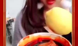 网红直播吃哈密瓜,哈密瓜甜蜜诱惑引全民热议